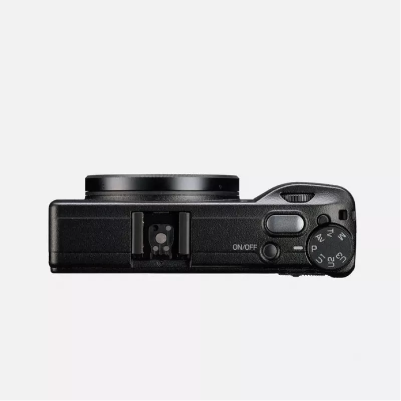 Ricoh GR IIIx HDF kompaktkamera 24.24 MP CMOS 6000 x 4000 pikseļi Melna