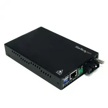 StarTech.com 10/100 Mbps vienmoda šķiedras mediju pārveidotājs SC 30 km