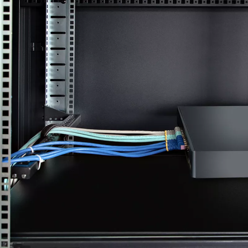 StarTech.com 12S-CABLE-LACING-BAR kabeļu piesiešanas stienis