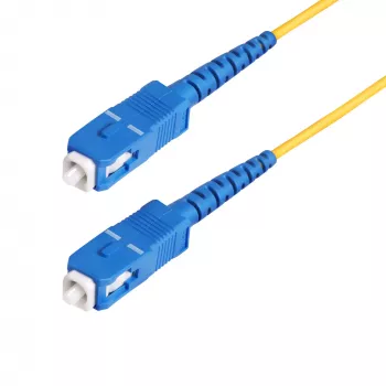 StarTech.com 100m (328ft) SC-SC (UPC) OS2 vienmodas vienšķiedras optiskās šķiedras kabelis, 9/125µm, 40G/100G, lieces nejutīgs, zems ievades zudums, LSZH