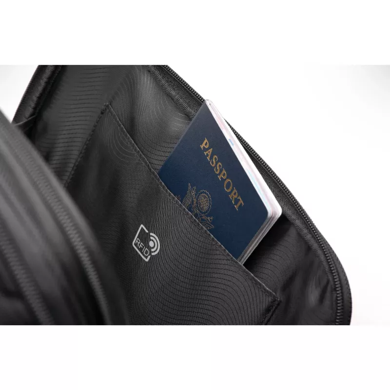 Kensington Contour 2.0 Pro Overnight Laptop Spinner — 17 collu