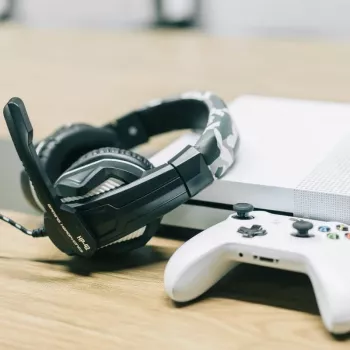 Steelplay HP42 vadu stereo austiņas Ice Camo (Multi) - spēļu austiņas
