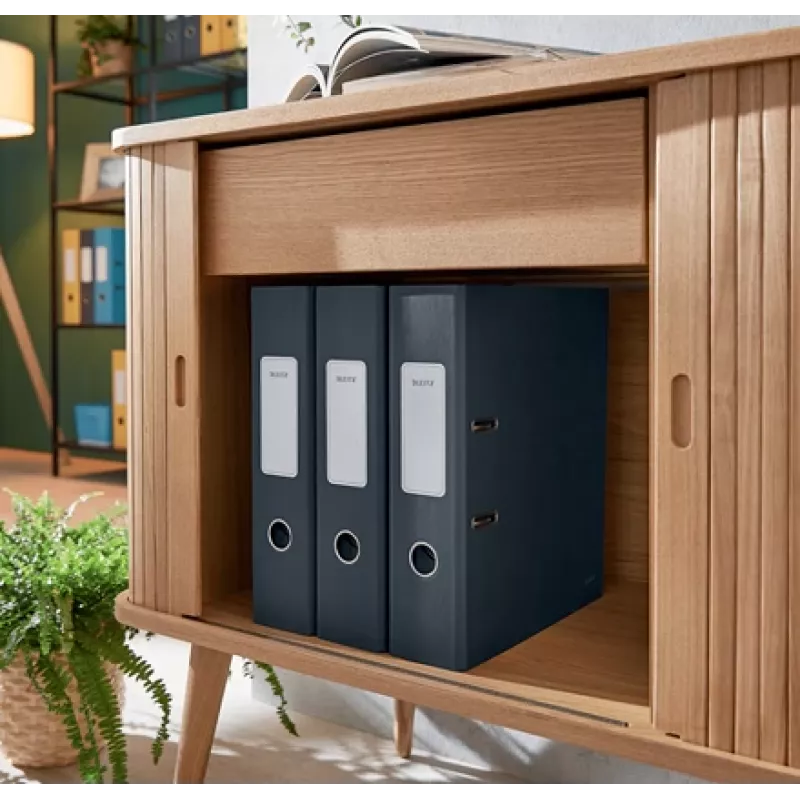 Leitz 180° Cosy mīkstā pieskāriena mape ar sviru, 80 mm, A4, kartons, melna, teksturēta virsma, 600 lapas, 80 g/m²