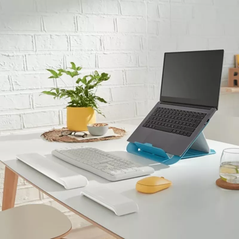 Leitz Ergo Cosy regulējams plaukstas balsts tastatūrai, pelēks, 71 x 22 x 437 mm