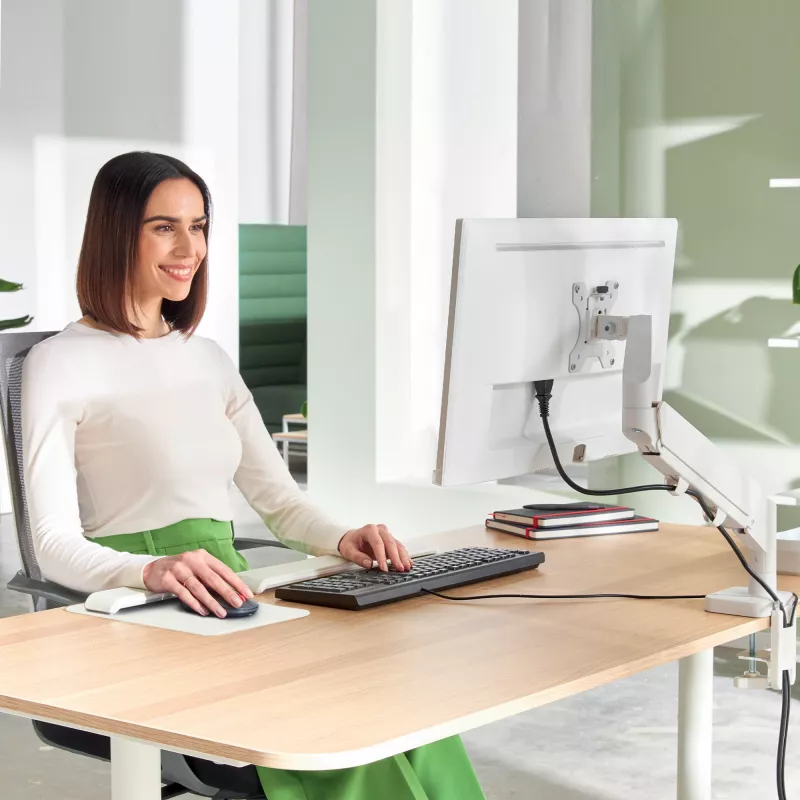 Leitz Ergo Space Saving viena monitora roka, skava/caurums, 9 kg, 43.2 cm (17 collas), 81.3 cm (32 collas), 100 x 100 mm, Pelēka