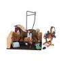 schleich HORSE CLUB Mazgāšanas zona ar Emīliju un Lūnu