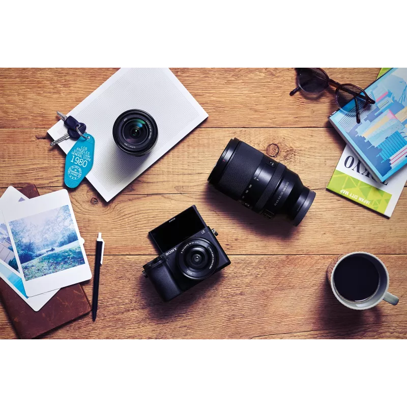 Sony α 6400 + SEL18135 bezspoguļa kamera 24,2 MP CMOS 6000 x 4000 pikseļi Melna