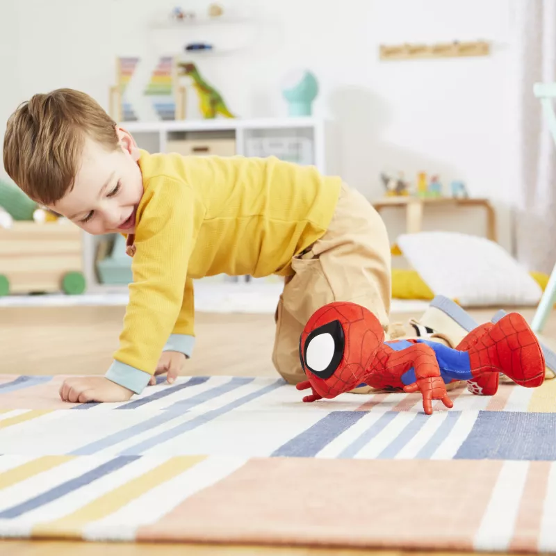 Marvel Spidey un Viņa Brīnišķīgie Draugi Dance 'N Crawl Spidey, interaktīva mīkstā rotaļlieta ar mūziku un skaņām