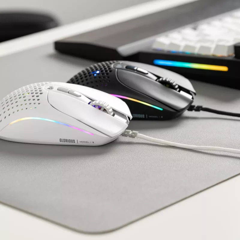 Glorious Gaming Model I 2 Vadu pele - Melna, Labā roka, Optiskā, USB Type-A, 26000 DPI