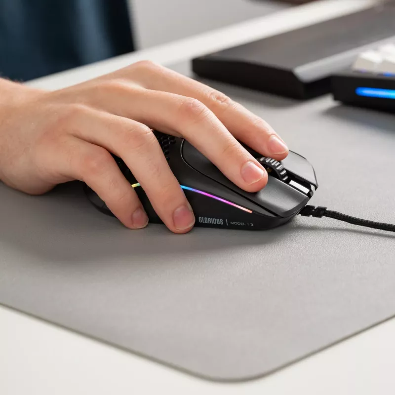 Glorious Gaming Model I 2 Vadu pele - Melna, Labā roka, Optiskā, USB Type-A, 26000 DPI