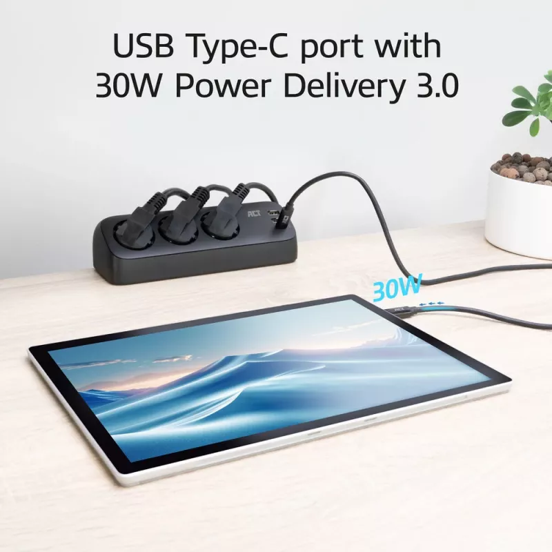 ACT AC2480 Galda barošanas bloks ar 3 F tipa kontaktligzdām, 30W Power Delivery, USB Type-C/A portiem, kabeļa garums 1,5 m