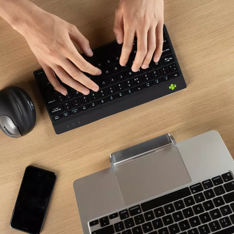 R-Go Tools Ergonomiskā tastatūra R-Go Compact Break, kompakta tastatūra ar pārtraukuma programmatūru, AZERTY (FR), Bluetooth, melna