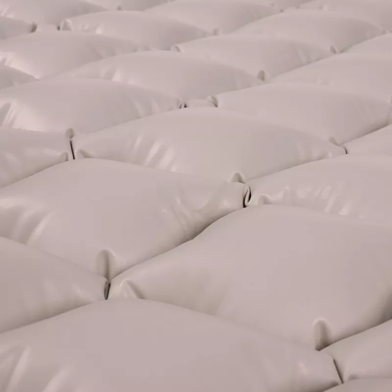 Pretizgulējuma burbuļmatracis ActionMed M100AM mainīgs spiediens, viens PVC matracis 192×82×7 cm, max lietotāja svars 135 kg