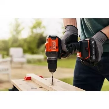Bezvada urbjmašīna Black & Decker BLD682XN-XJ