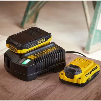 Lādētājs Stanley SFMCB14-QW 18V DC ieeja