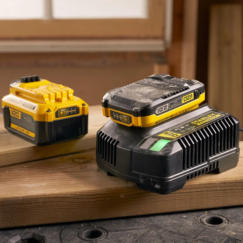 Lādētājs Stanley SFMCB14-QW 18V DC ieeja