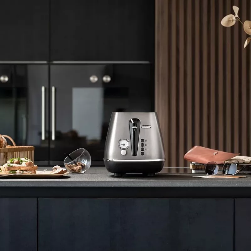 De’Longhi CTIN2103.TB tosters 2 šķēlēm 900 W Melns