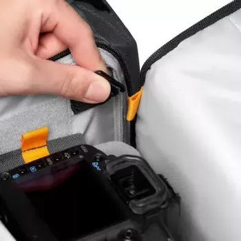 Mugursoma Lowepro Fastpack Pro BP 250 AW III