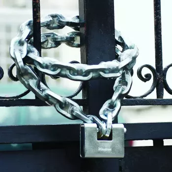 Slēdzene MASTER LOCK 680EURD 80mm rūdīta tērauda aizsargāts važas