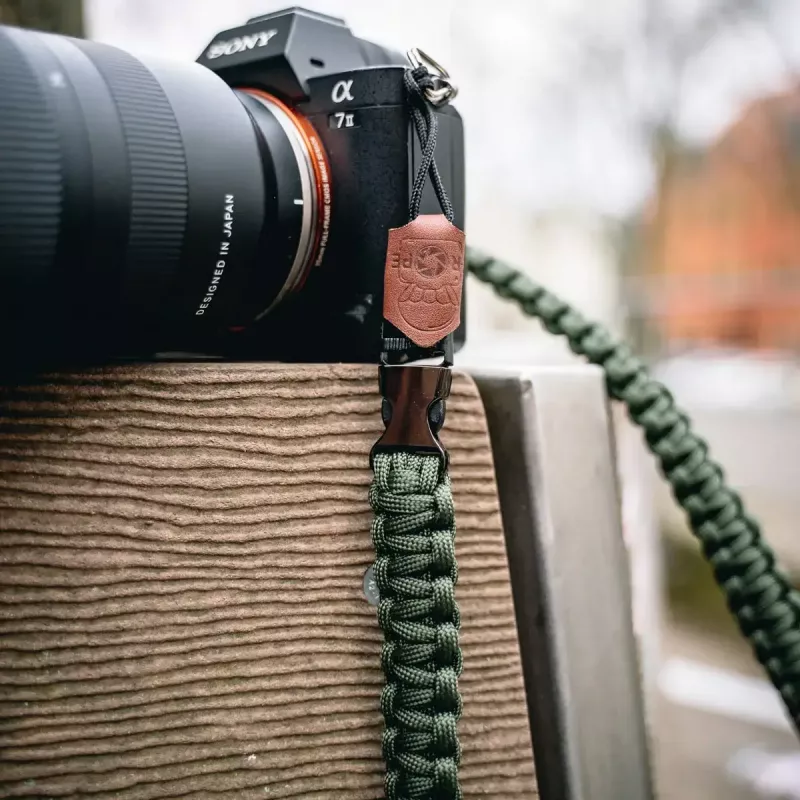 C-ROPE Traveler Paracord fotoaparāta siksna, 125 cm, Silent Black