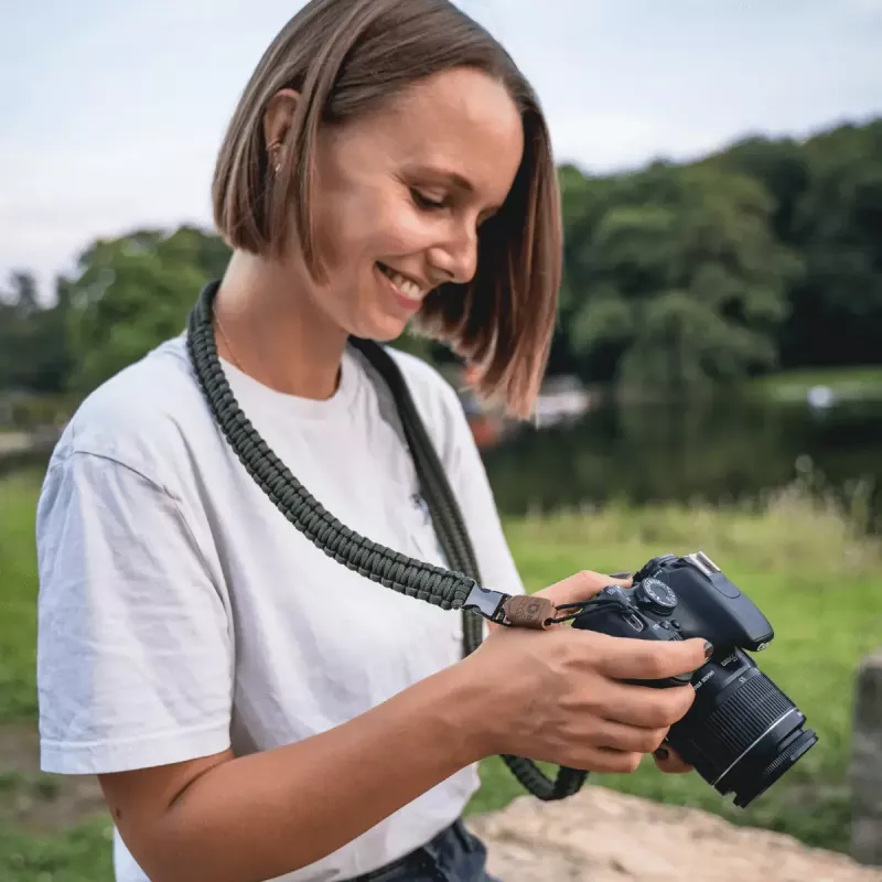 C-ROPE Traveler Paracord fotoaparāta siksna, 125 cm, Silent Black