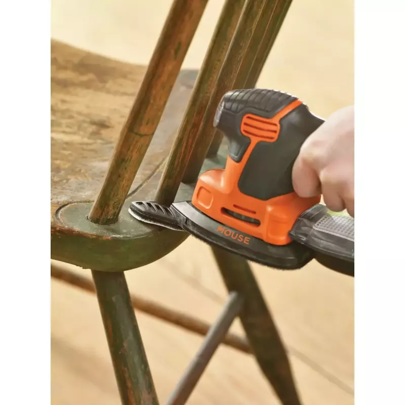 Portatīvā slīpmašīna Black & Decker KA2000-QS