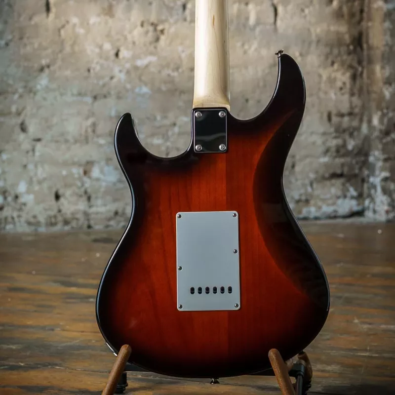 Yamaha Pacifica 112J BL MKII - elektriskā ģitāra
