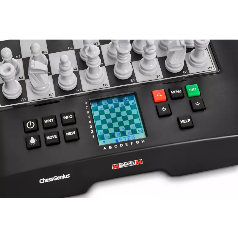 Millennium ChessGenius - Šaha dators