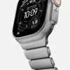 NOMAD Stratos Band - titāna aproce Apple Watch 49mm ar FKM (dabīgs titāns, melns FKM)