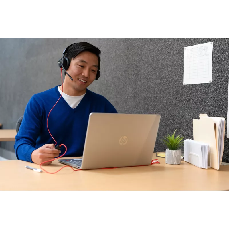 HP Poly Blackwire 8225 Stereo USB-C Austiņas + USB-C/A Adapteris
