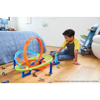 Hot Wheels Action Loop Cyclone Challenge Trases Komplekts ar 1:64 Mēroga Auto, Viegla Uzglabāšana