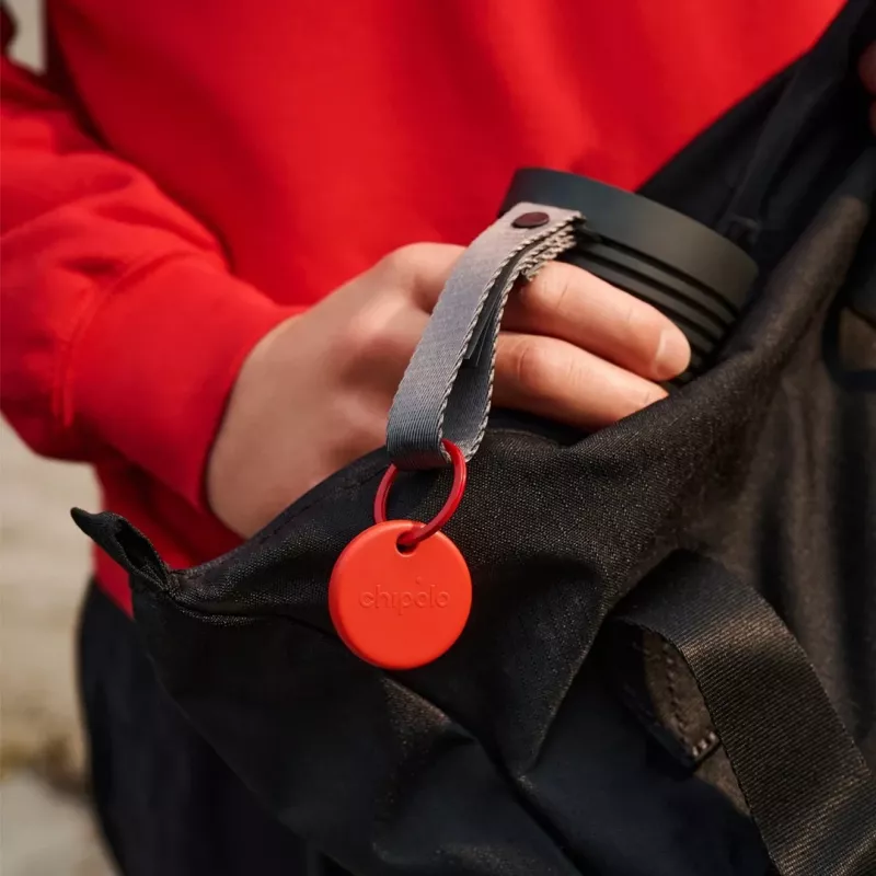 Chipolo POP Bluetooth Tracker ar nomaināmu bateriju iOS un Android ierīcēm, zils