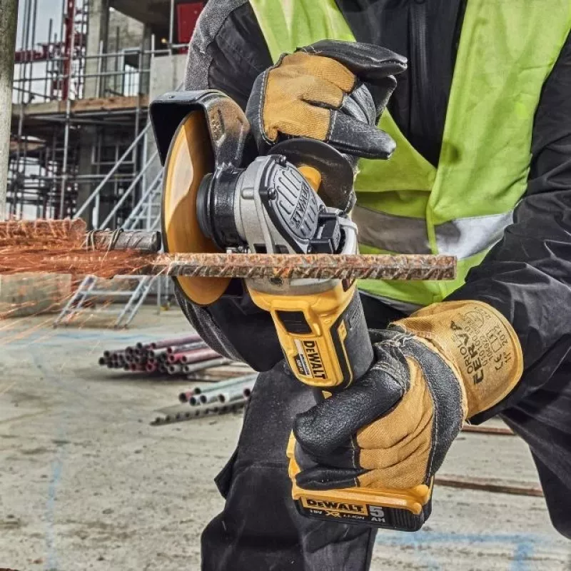 DEWALT DCK329P2T-QW 18V XR Bezvadu Kombinētais Komplekts: 2-Ātrumu Triecienurbjmašīna un Leņķa Slīpmašīna ar 2x 5.0Ah Akumulatoriem, Lādētāju un T-STAK II Kasti