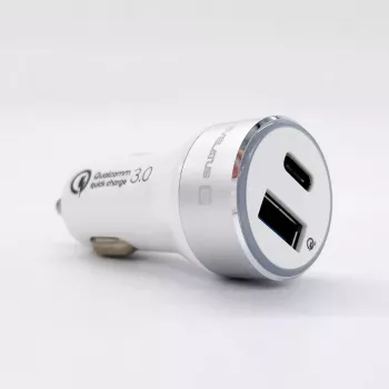 Evelatus ātrais automašīnas lādētājs QCC03 balts