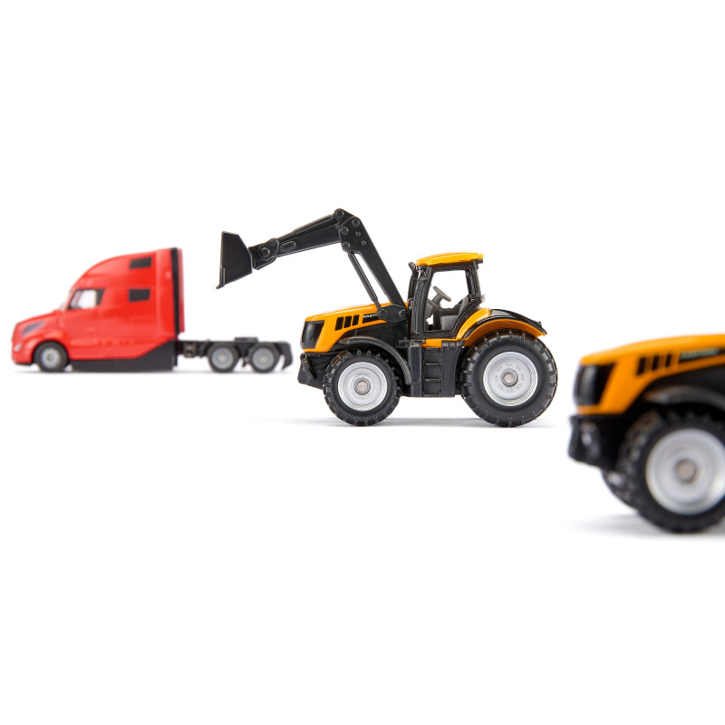 SIKU 1785 SUPER Volvo kravas auto ar JCB traktoriem