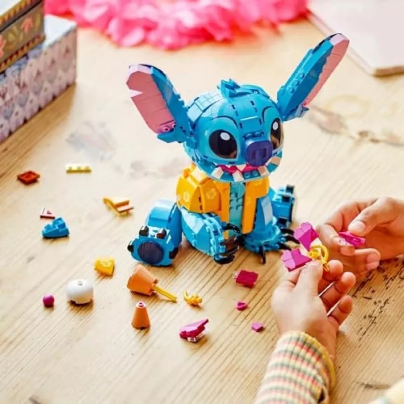 LEGO | Disney Stitch būvējama rotaļlieta ar saldējuma konusu 43249