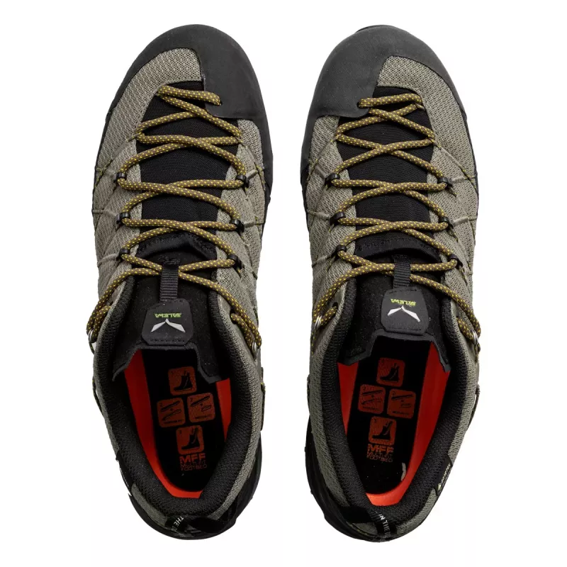 SALEWA Wildfire 2 GTX Approach Shoes UK 10.5 (EU 45) Black Out / Fluo Yellow