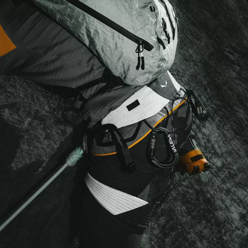 Salewa Harness NXT Black-White M