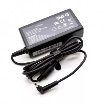 Acer 65W klēpjdatora barošanas adapteris (19V, 3,42A) no Chicony - Melns - KP.0650H.025