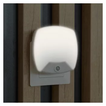 ENTAC Night Light 0.5W Square Cool White with Dusk-to-Dawn Sensor