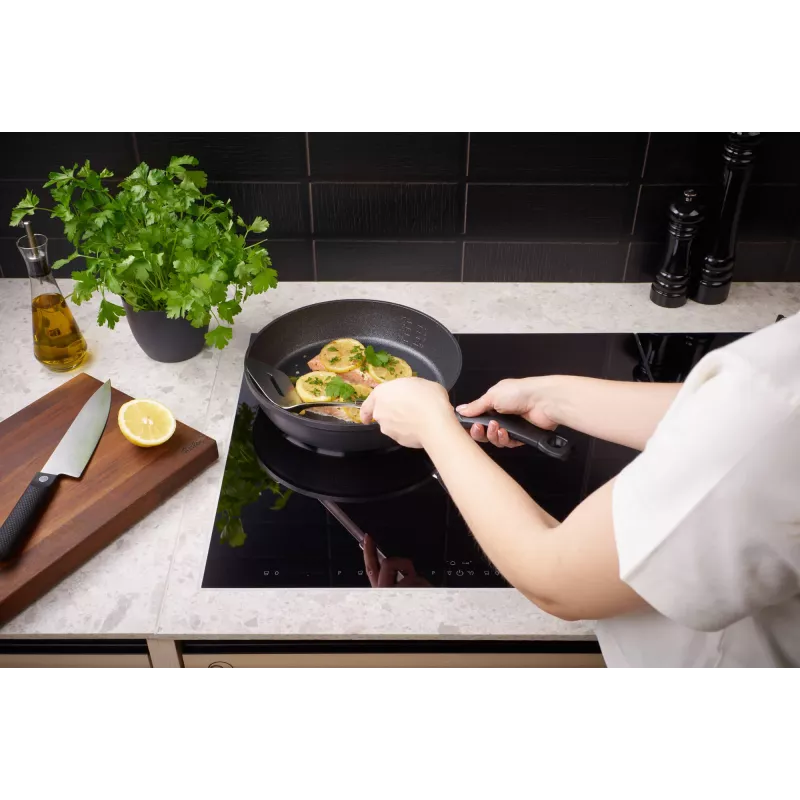 Fissler Adamant Comfort Cepšanas Pannu Komplekts 28cm + 24cm, Nepiedegoša, Indukcijai Piemērota, 2-Daļīgs