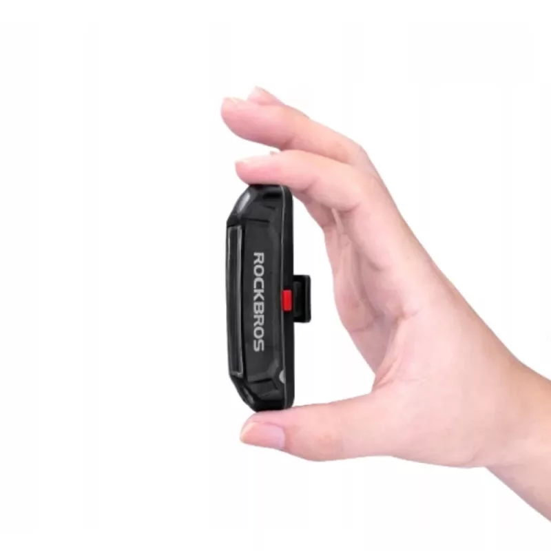 ROCKBROS A54BK Aizmugurējais velo lukturis ar Micro USB kabeli - Melns