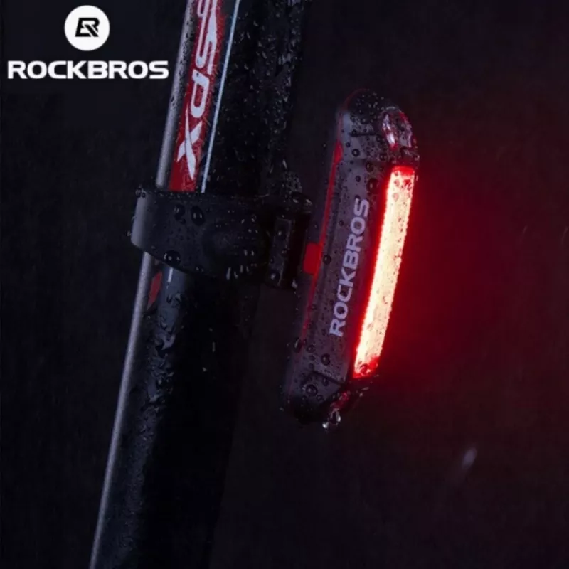 ROCKBROS A54BK Aizmugurējais velo lukturis ar Micro USB kabeli - Melns