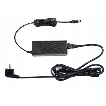 Ulanzi C120A1900632PI AC strāvas adapteris 19V 6A 5-Pin