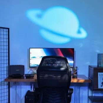 ULANZI LM01 10W LED prožektors ar gobo un krāsu filtriem, tālummaiņu un efektiem