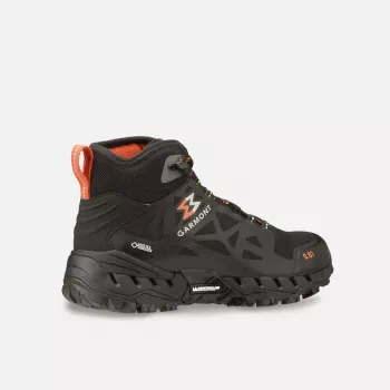 Sieviešu pārgājienu apavi Garmont Black/Red