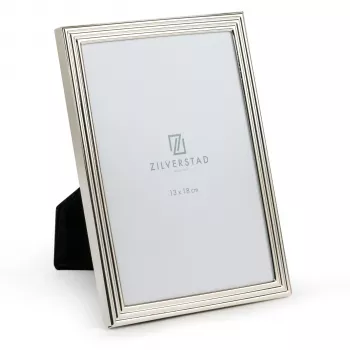 Zilverstad Elana 13x18 metāla portreta foto rāmis sudraba krāsā