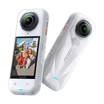 Insta360 X5 360° Action Camera Standard Bundle Satin White