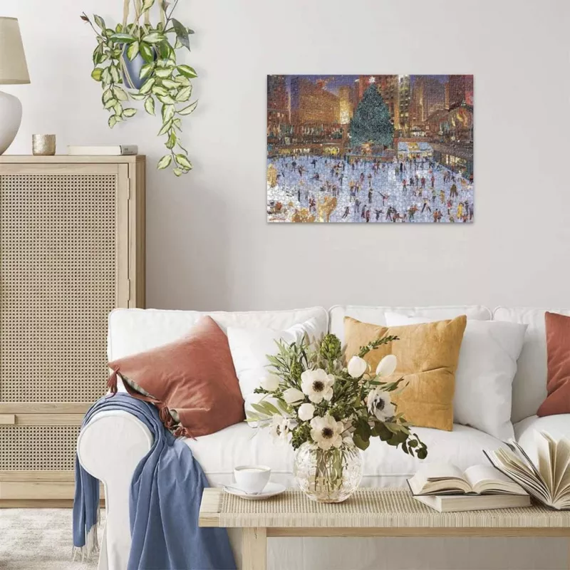 RAVENSBURGER 1000 gabalu puzle – Ziemassvētku maģija Rokfellera centrā