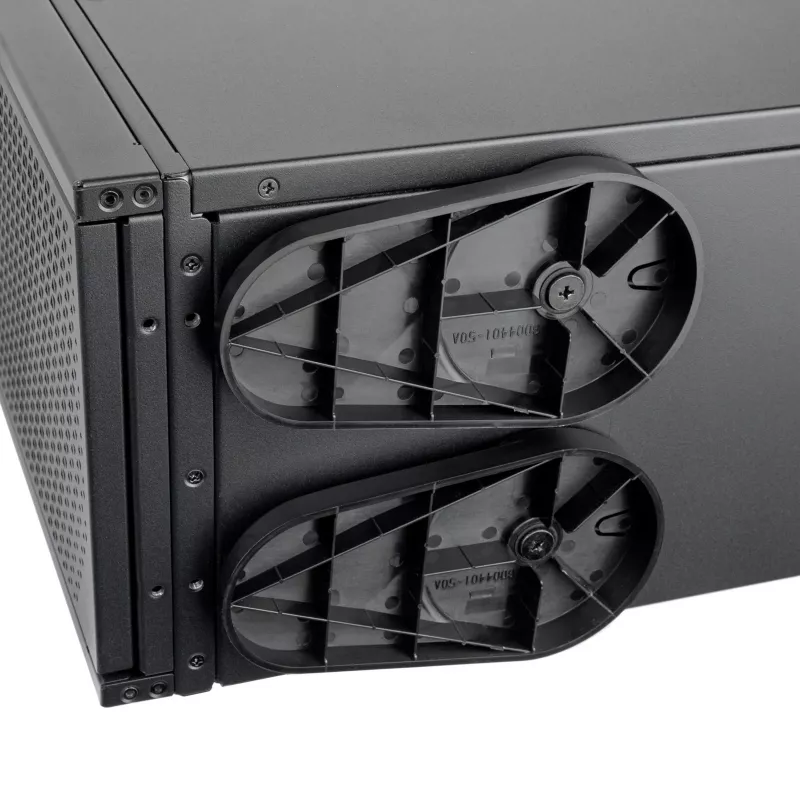 SilverStone RAC-CF4-440 4 kanālu ventilatora regulators, 5,25 collu nodalījumam, 30W uz kanālu, melns
